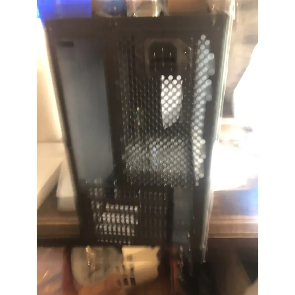 S300 - Mini-ITX PC Gaming Case - Front I/O USB 3.0 Type - C Port
